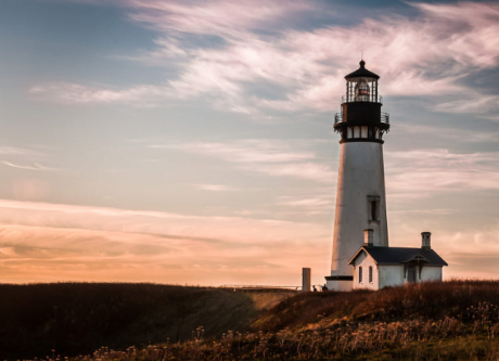 Waves Hotel - Lighthouse